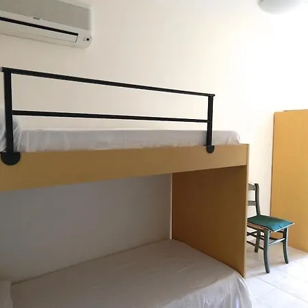 S011 - Sirolo, Nuovo Trilocale Con Giardino Appartement *
